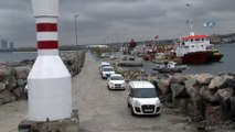 Yenikapı sahilinde boğazı kesilmiş erkek cesedi bulundu