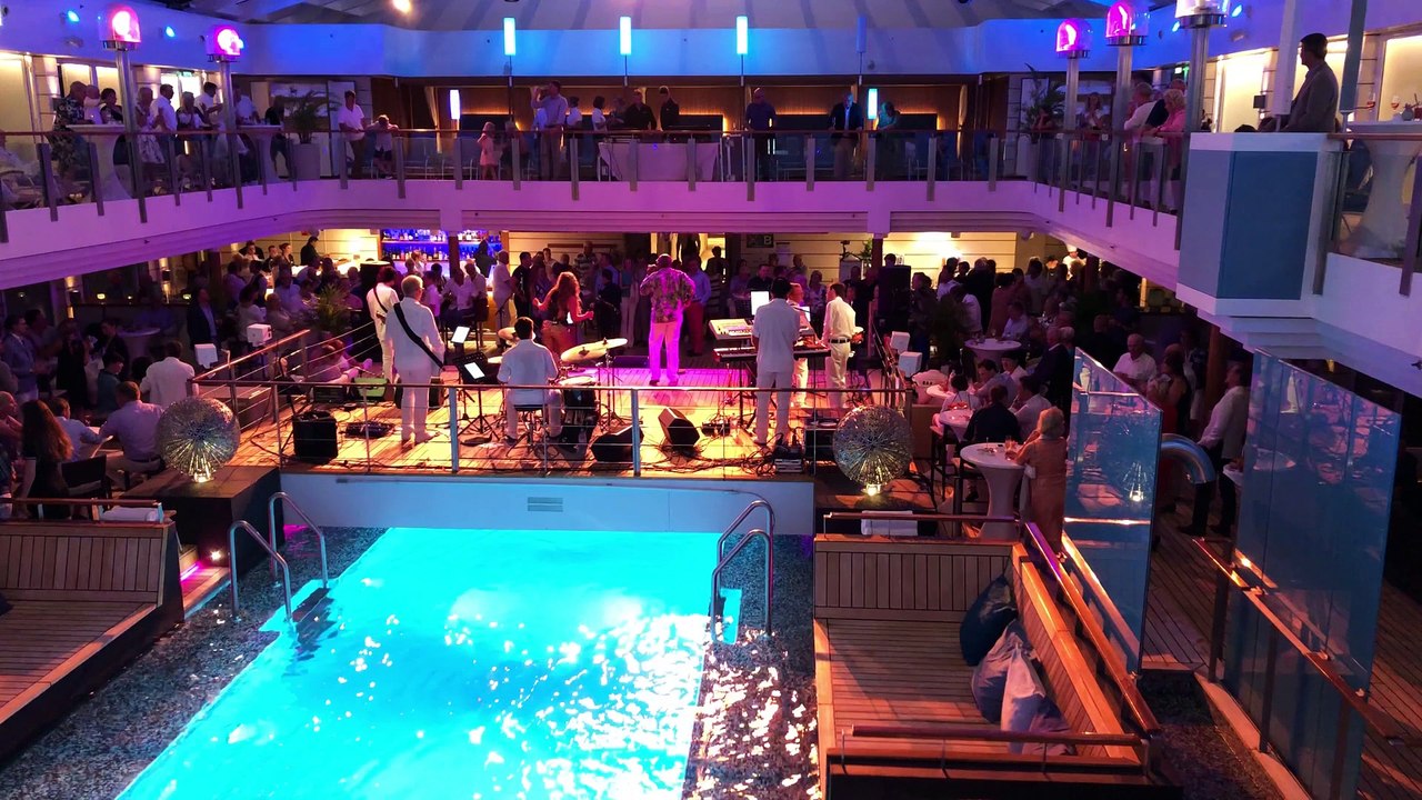 9 Reasons To Cruise In An Inside Cabin