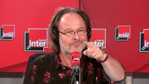 Gaëtan Roussel au micro de Pierre Weill