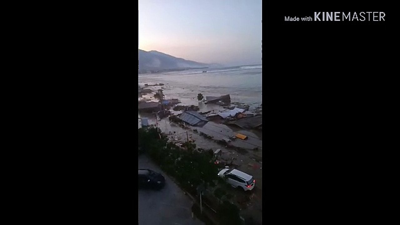 detik detik tsunami di palu sulawesi astagfirloh