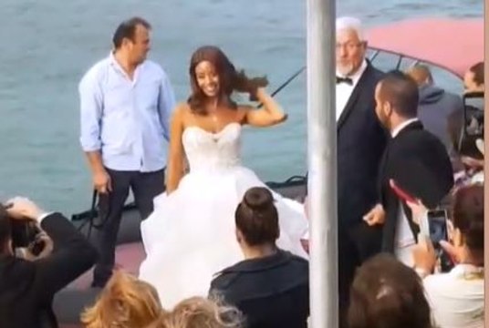 Σάγια – Θοδωρής Παπαντώνης: Οι πρώτες εικόνες από τον γάμο τους