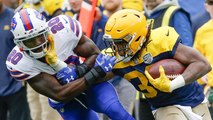 Aaron Jones uses brutal stiff arm on 30-yard gain