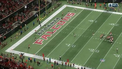 Dalton lofts floater to Eifert for 15-yard toe-tap TD