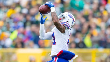 Poyer picks Rodgers to end consecutive passes without INT streak at 150