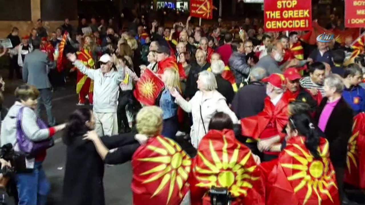 - Zaharçenko Suikastının Görüntüleri Ortaya Çıktı- Muhalif Lider Zaharçenko'ya Yapılan Bombalı Saldırının Görüntüleri Ortaya Çıktı