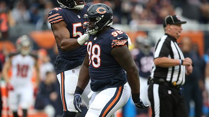 Bilal Nichols jumps ALL OVER Ronald Jones for a loss