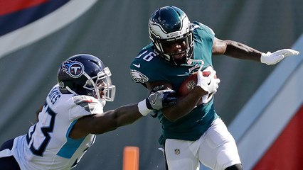 DeAndre Carter comes up with 42-yard punt return at critical moment