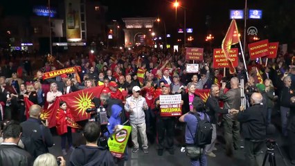 Makedonyalı 'boykot' yanlılarından 'başarısız referandum' kutlaması - ÜSKÜP