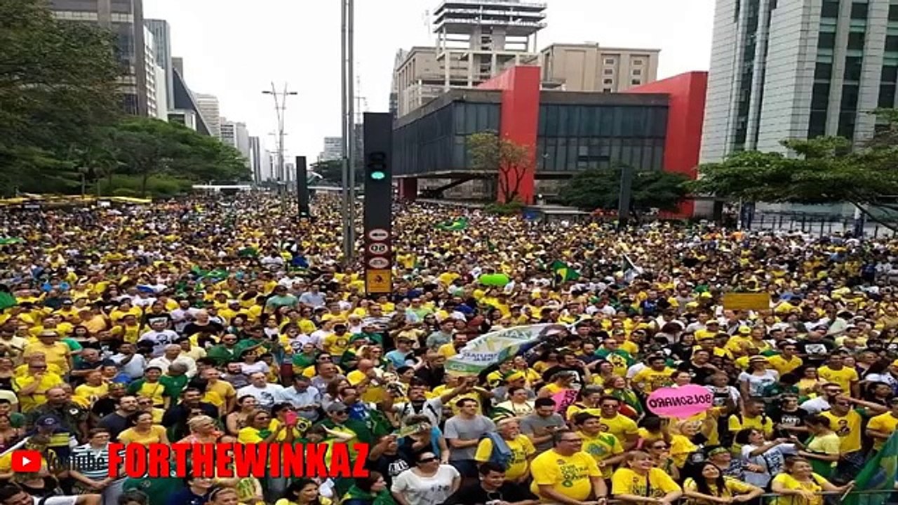 Bolsonaro stopped Av.Paulista and Brazil #ELESIM!