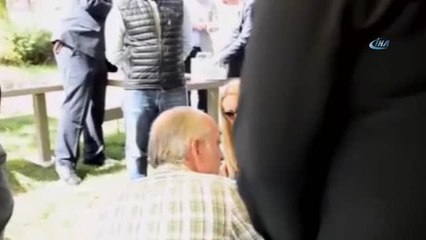 Bakan Pakdemirli'nin Eşi Fenalaşan Vatandaşın Yardımına Yetişti