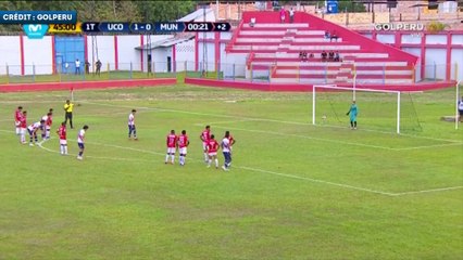 Un Péruvien imite Griezmann et prend un carton jaune !