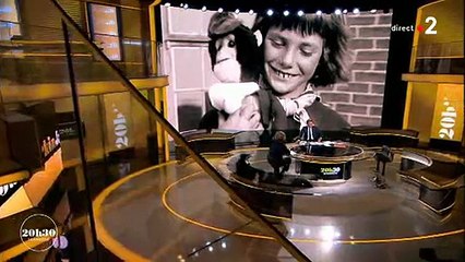 Jane Birkin raconte pourquoi elle a déposé son doudou dans la tombe de Serge Gainsbourg