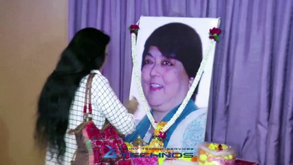 Celebrities Gather for Kalpana Lajmi's Memorial Prayer Meet 🎬 - thumbnail