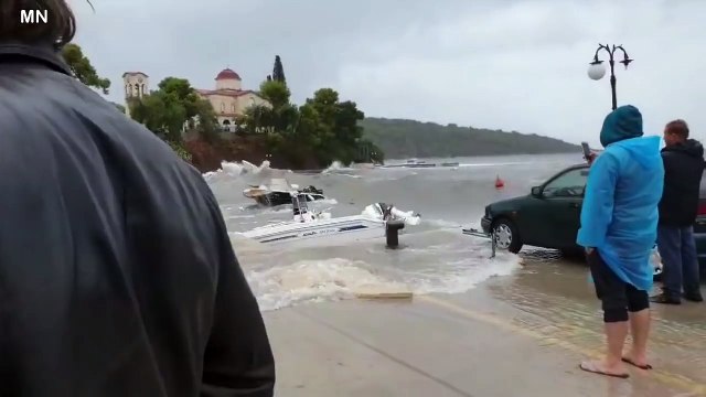 Il più potente uragano del Mediterraneo ha raggiunto la Puglia: pioggia di un mese in tre giorni