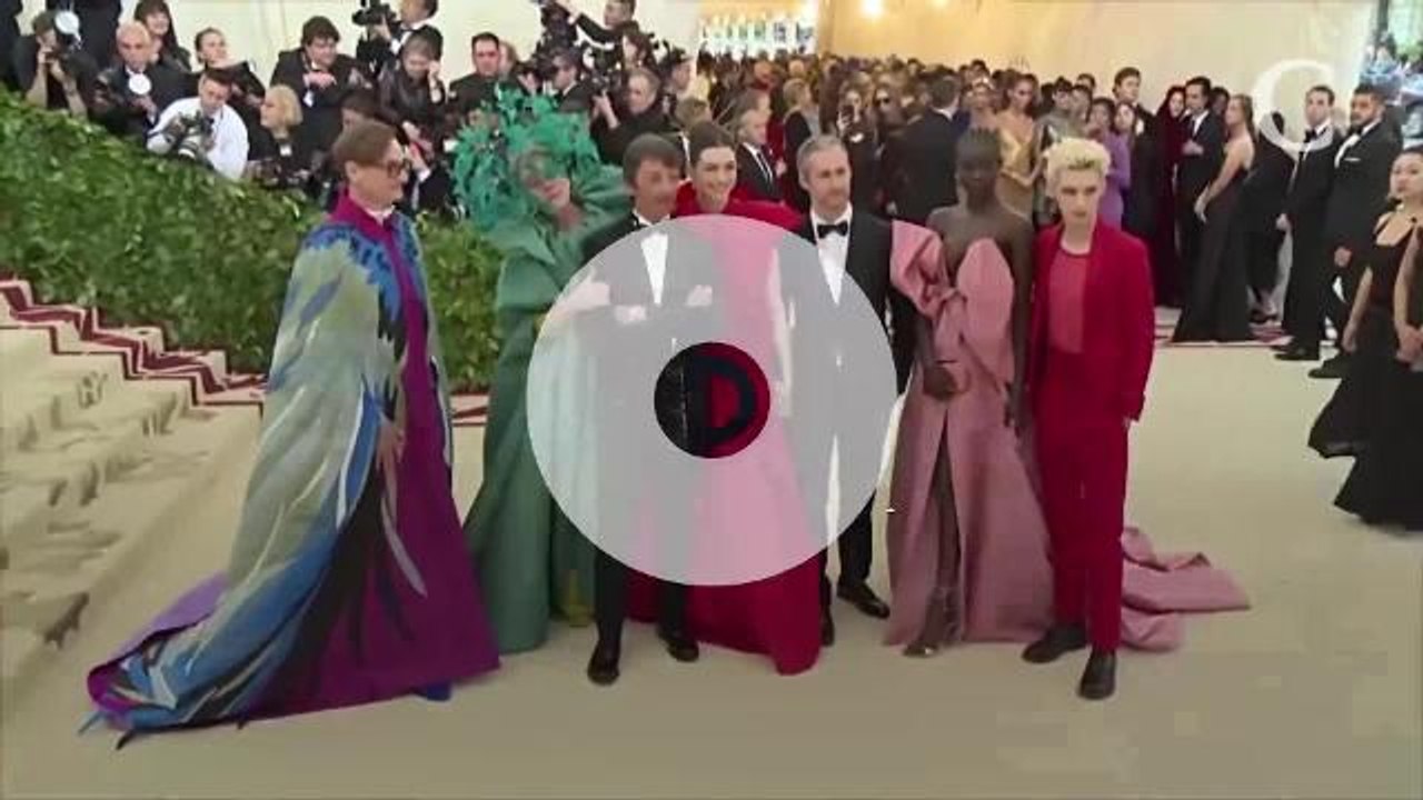 PHOTOS. Isabelle Huppert, Anne Hathaway, Liv Tyler... les people font sensation au défilé Givenchy