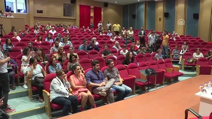55. Uluslararası Antalya Film Festivali - "Üç Yüz" Filmi, Sanatseverlerle Buluştu