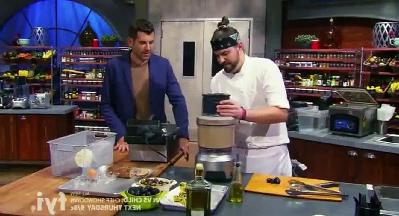 Man vs  Child Chef Showdown S02  E05 The Mamas and the Tapas 2 - Part 01