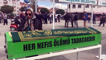 Sinema sanatçısı Mehmet Uslu son yolculuğuna uğurlandı - KONYA