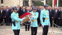 Yasama yılının açılışı dolayısıyla Meclis Atatürk Anıtı önünde tören düzenlendi (2) - TBMM