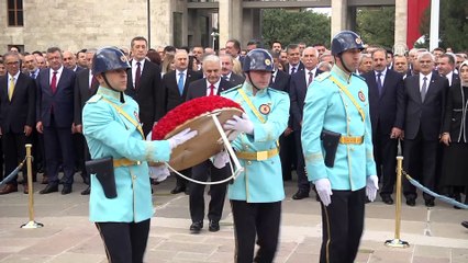 下载视频: Yasama yılının açılışı dolayısıyla Meclis Atatürk Anıtı önünde tören düzenlendi (2) - TBMM