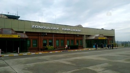 Yolcu uçağının tekerleği çamura saplandı - ZONGULDAK