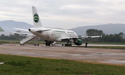 Zonguldak'ta yolcu uçağı pistten çıktı