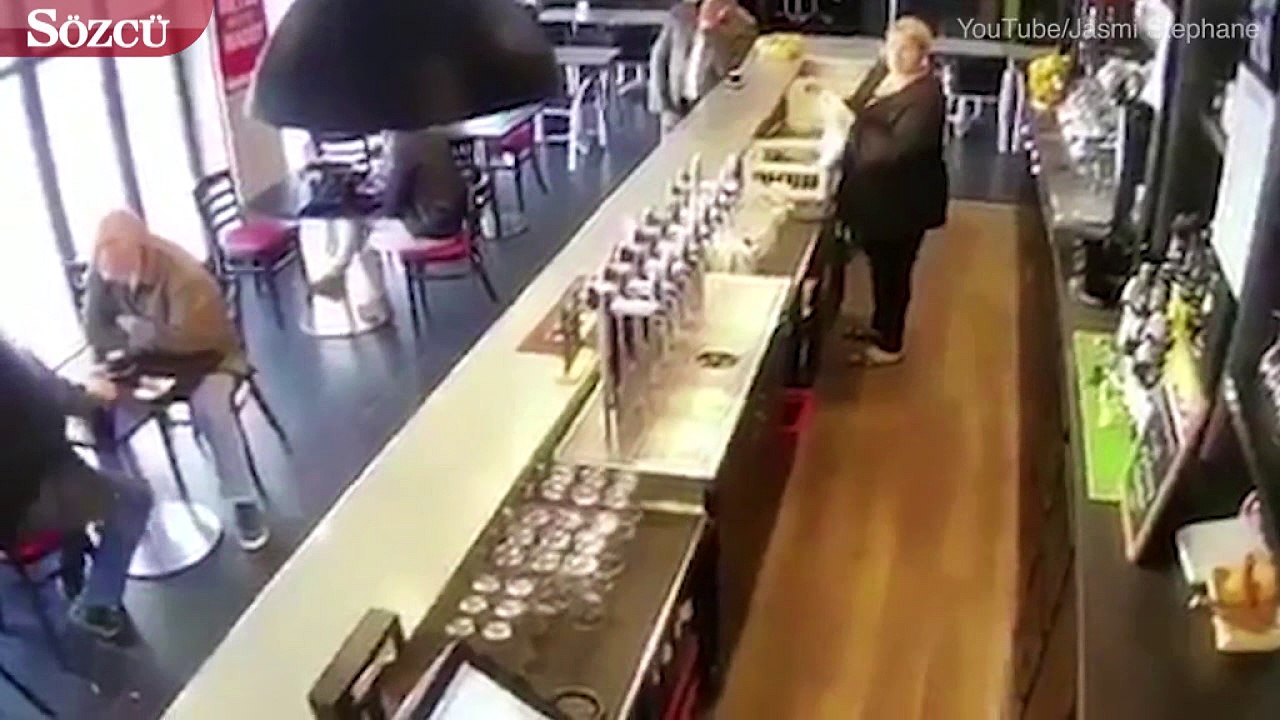 Paris'e bir yarış atı bara girdi