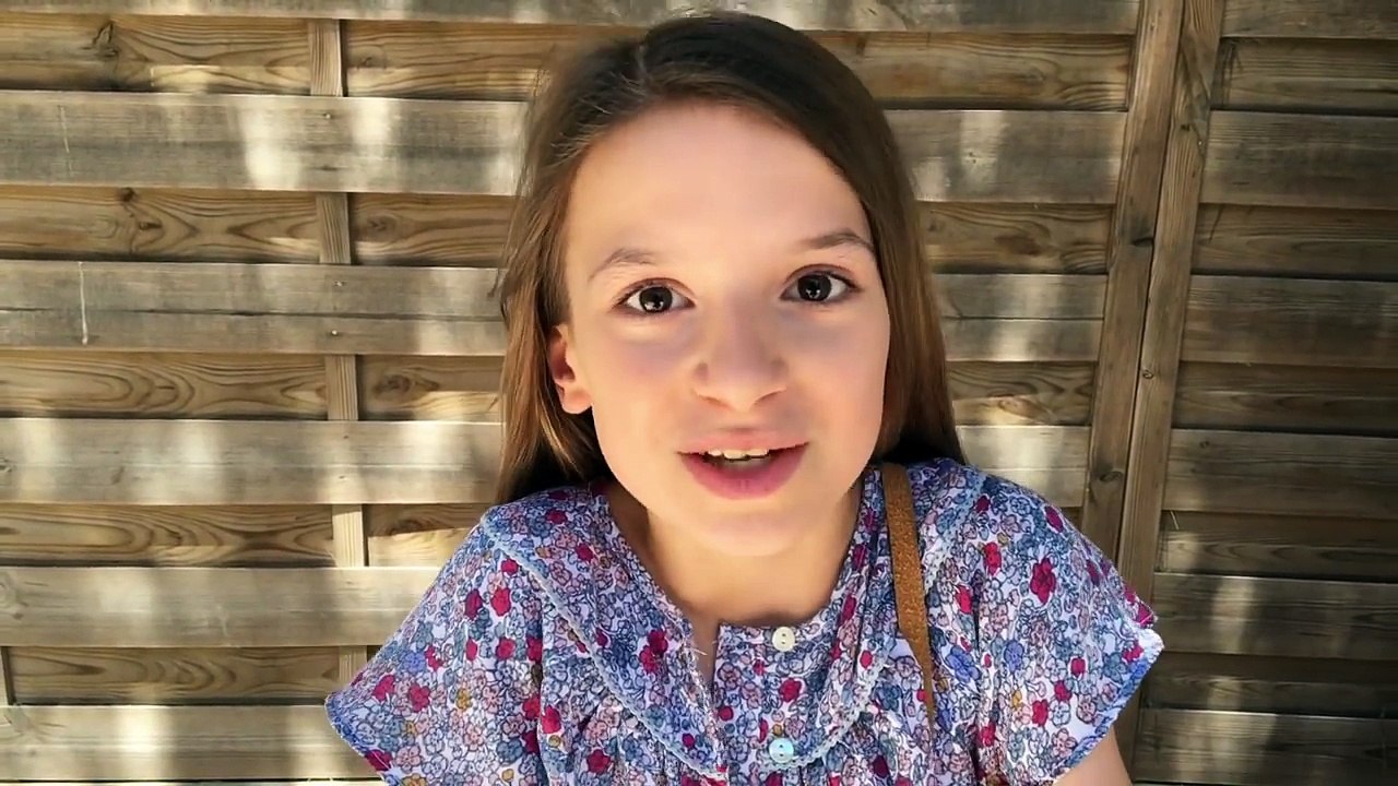 OMG ! On me coupe les CHEVEUX ! Une nouvelle coupe pour LÉVANAH ✂