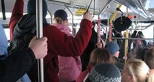 Otobüste Genç Kızı Taciz Eden Zanlıya, 'Toplu Taşıma Araçlarını Kullanma' Yasağı Verildi