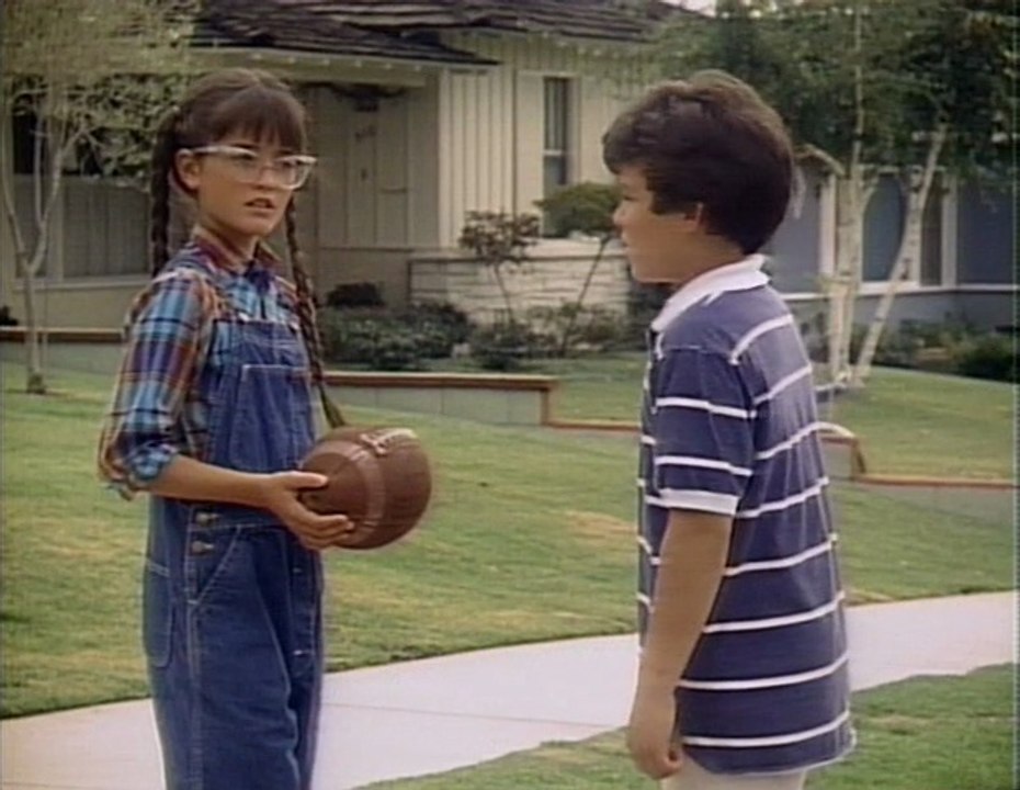 Los Años Maravillosos Temporada 01 - Mi primer beso (Audio Latino) HQ