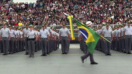 Eleitores contam porque apoiam Bolsonaro