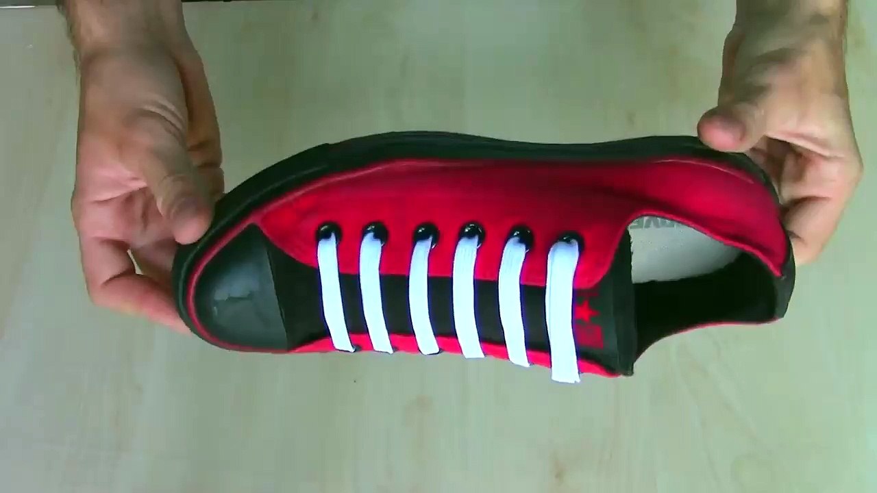 Creative Ways to fasten Shoelaces -(1)