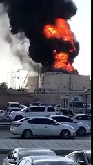 فيديو: حريق هائل بإحدى محطات الكهرباء في الرياض بالسعودية
