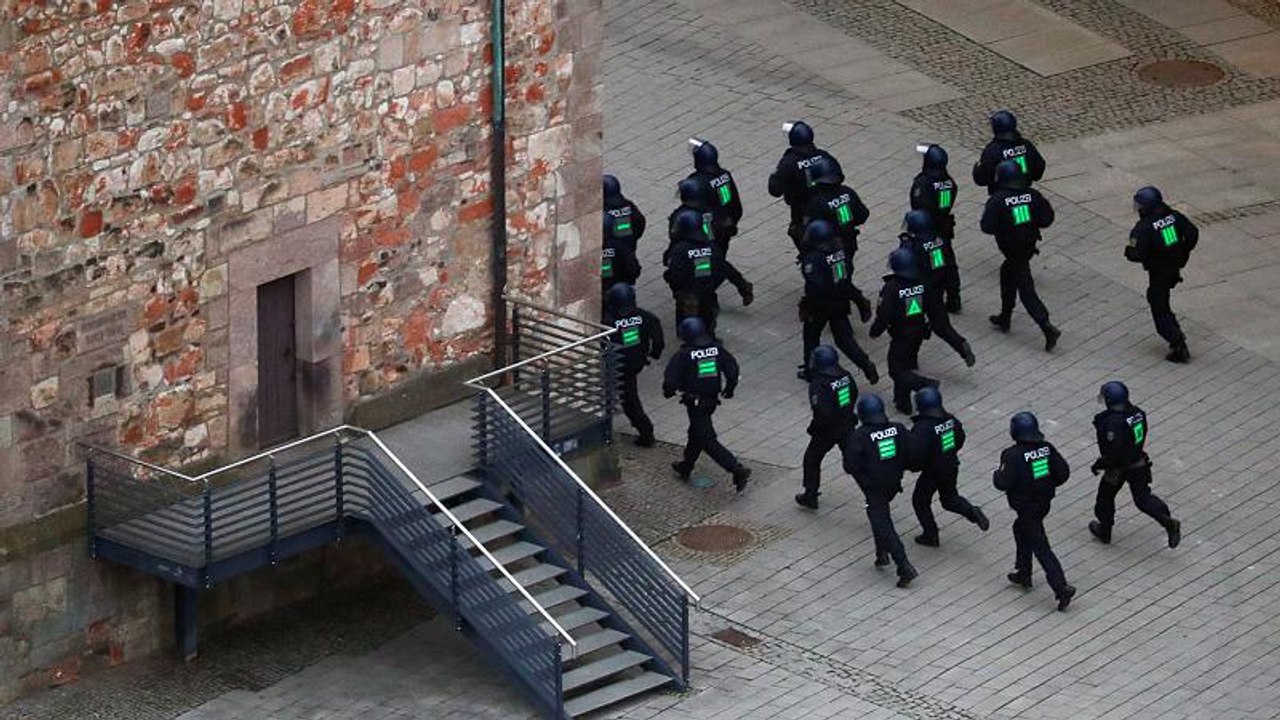 'Revolution Chemnitz': Nun 7 Rechtsextremisten festgenommen