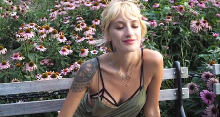 Didem Soydan Sarı Bikinisiyle Göz Kamaştırdı