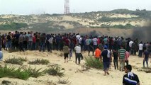 İsrail Gazze sınırında 37 Filistinliyi yaraladı (2) - GAZZE