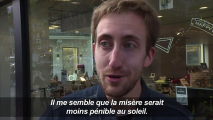 Mort de Charles Aznavour: réactions de fans à Paris