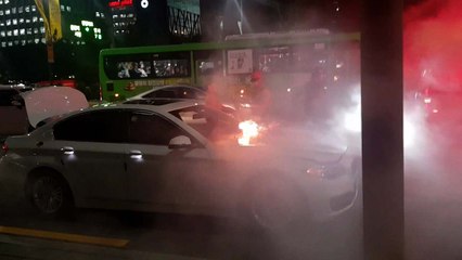 달리던 BMW에서 또 불..."안전 진단받아" / YTN