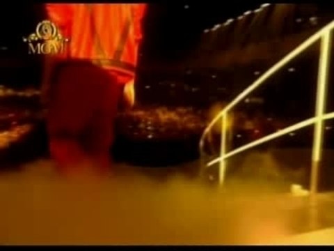 Chris Brown - thriller (live at world music awards 2006)