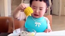 Baby Girl 'Mushroom Head' Proves Just One Spoon Can 'Eat The World' Makes People Excited