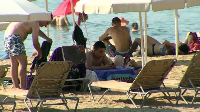España recibió 57 millones de turistas hasta agosto-. Firma: DLTV .-