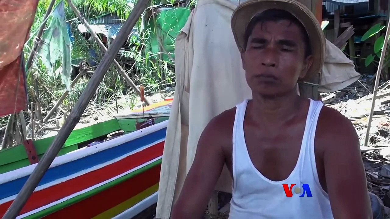 တစ္ခ်ိန္ကရန္ကုန္ျမစ္ထဲ ေထာင္နဲ႔ခ်ီတဲ႔ေလွေတြကို ၾကည့္ျမင္တိုင္တဘက္ကမ္း အလတ္ေခ်ာင္းေက်းရြာမွာ လုပ္တာပါ။ ဒါေပမဲ႔အခုေတာ့ သစ္ကရွား၊ ကုန္စရိတ္လည္းမ်ားမို႔ ေလွကူးတို႔ဆ