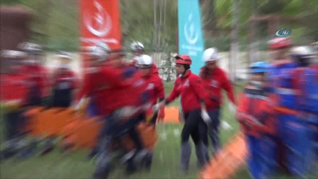 Umke Ekiplerinin Arama Kurtarma Tatbikatı Nefes Kesti