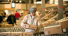 Amazon ABD'de Asgari Ücreti Saatte 15 Dolara Çıkarıyor