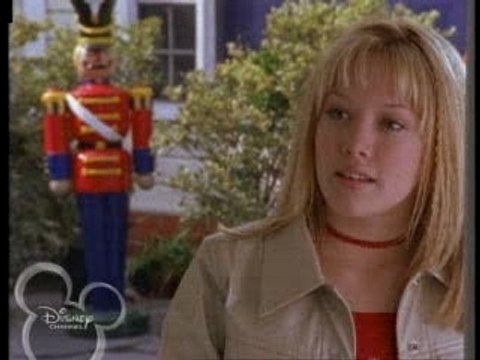 Aaron Carter & Hilary Duff - Kissing