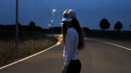 Dance on- Main Tera Boyfriend