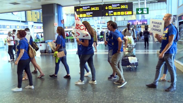 Ryanair espera llegar a un acuerdo con los trabajadores antes de Navidad