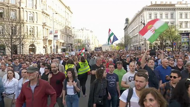Ungarn: Bürgerrechtler kritisieren neues Demonstrationsrecht
