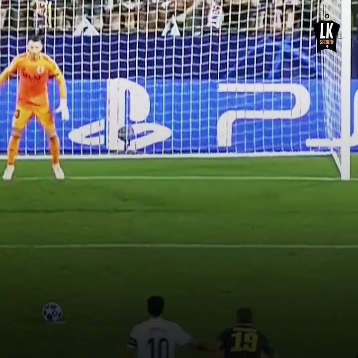 Football: UEFA Ligue des Champions , Manchester United Vs Valence FC