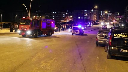 Kamyon ve panelvan çaya devrildi: 1 yaralı - ÇANKIRI